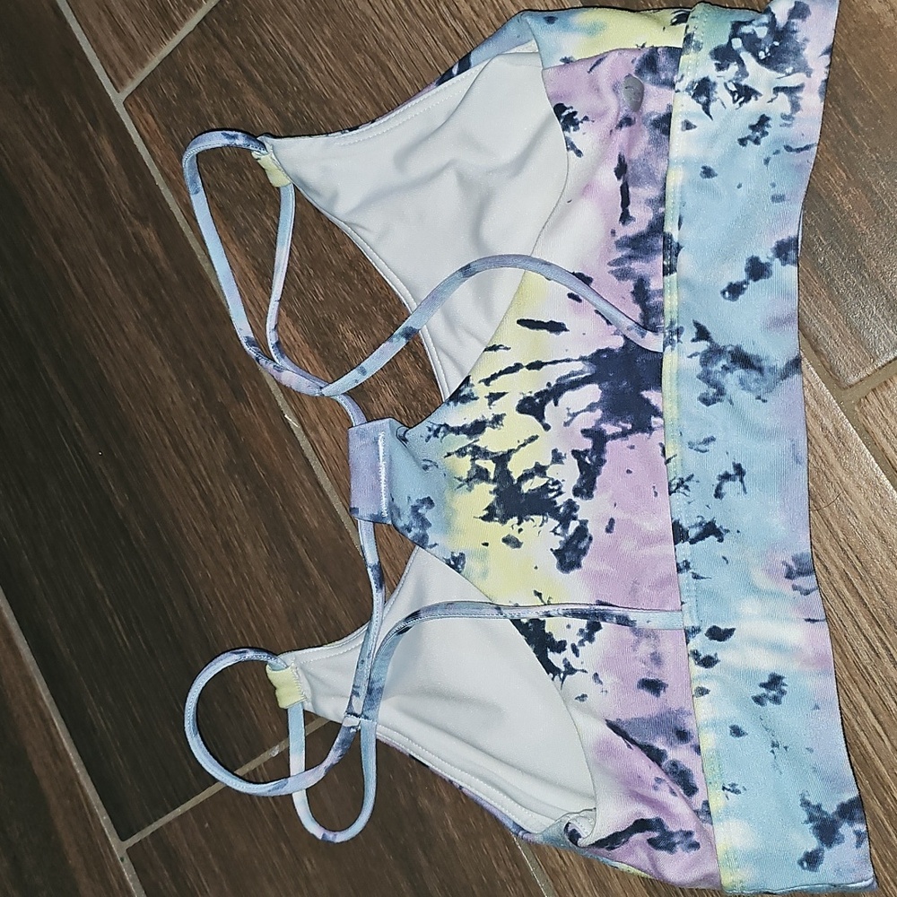 SPORTS BRA LOT OF 6 SZ MEDIUM PELOTON LULULEMON RYKA VS REEBOK - Picture 11 of 11